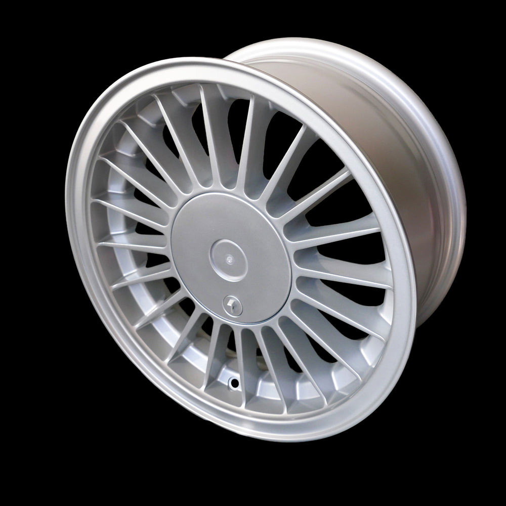 Maxilite Spoke Style Felge 9x17 ET25 5x120 Hinterachse – BMW E9, E3, E12/E28/E34, E24, E23/E32/E38