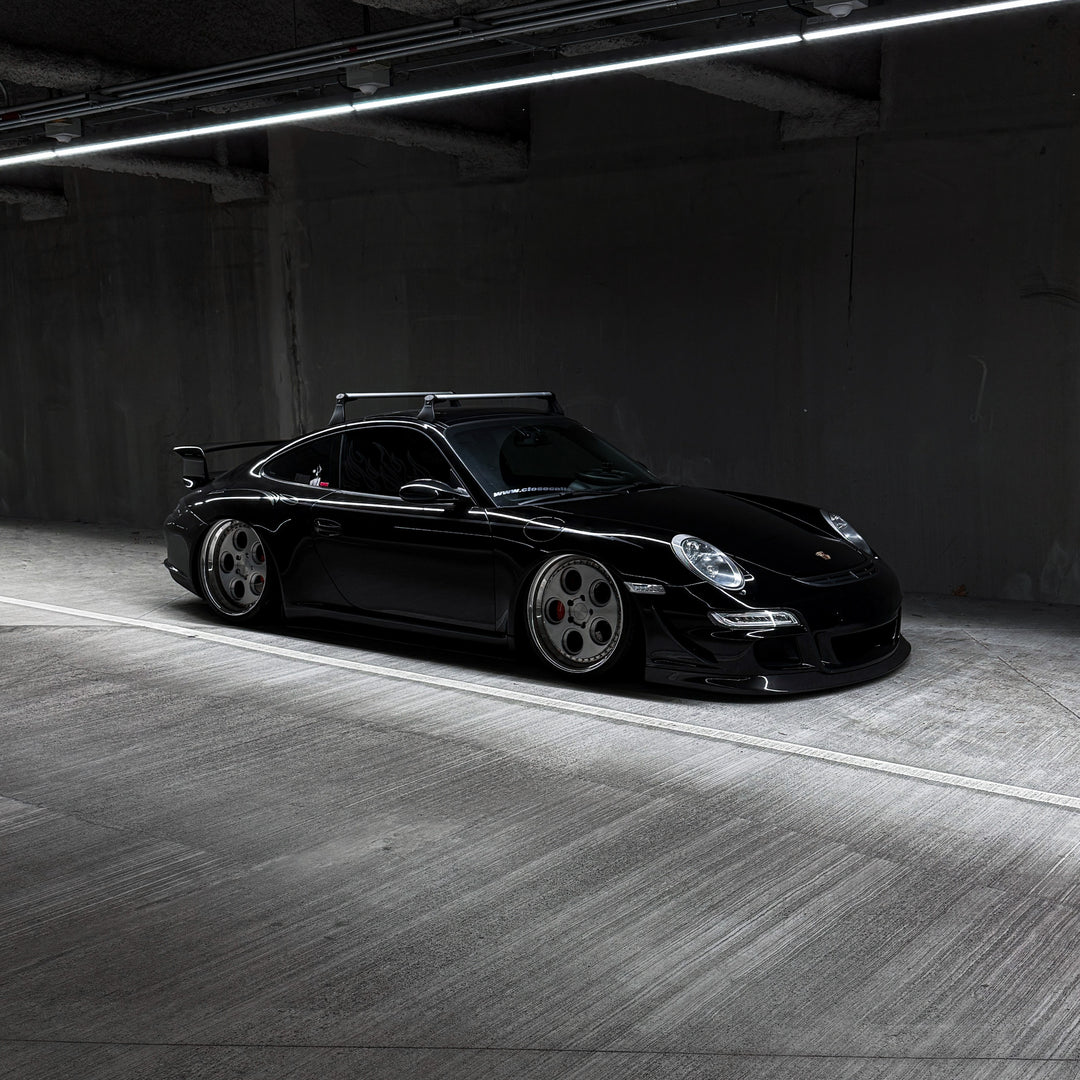 Rennline Carbon Frontlippe Aerokit/GT3/GT2 – Porsche 997.1 (2005–2008) – nur Aerokit/GT3 Stoßfänger – Hochglanz UV-/Hitzeschutz – ersetzt OEM 99750598300