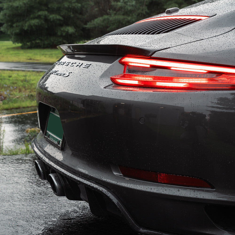 Rennline Carbon Mini Heckspoiler / Kicker Spoiler – Porsche 911 991.2 – Hochglanz Carbon