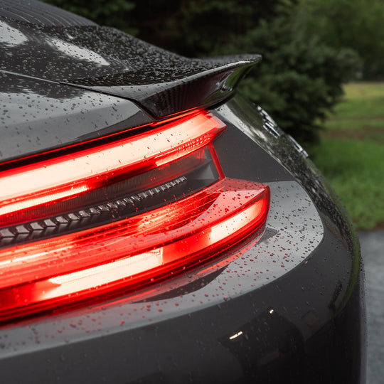Rennline Carbon Mini Heckspoiler / Kicker Spoiler – Porsche 911 991.2 – Hochglanz Carbon