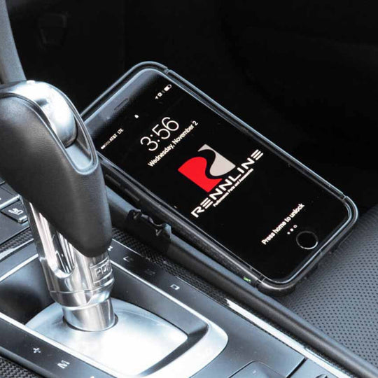Rennline ExactFit Magnetische Handyhalterung Mittelkonsole – Porsche 991 / 981 / 718 – Linkslenker (LHD) – mit oder ohne Ladefunktion