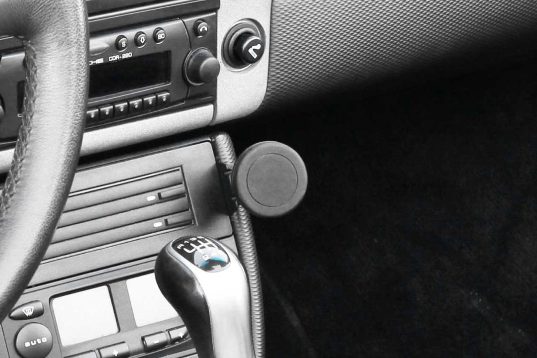 Rennline ExactFit Magnetische Handyhalterung – Porsche 996 / 986 Boxster – Dash Mount – Linkslenker – mit oder ohne kabellose Ladefunktion